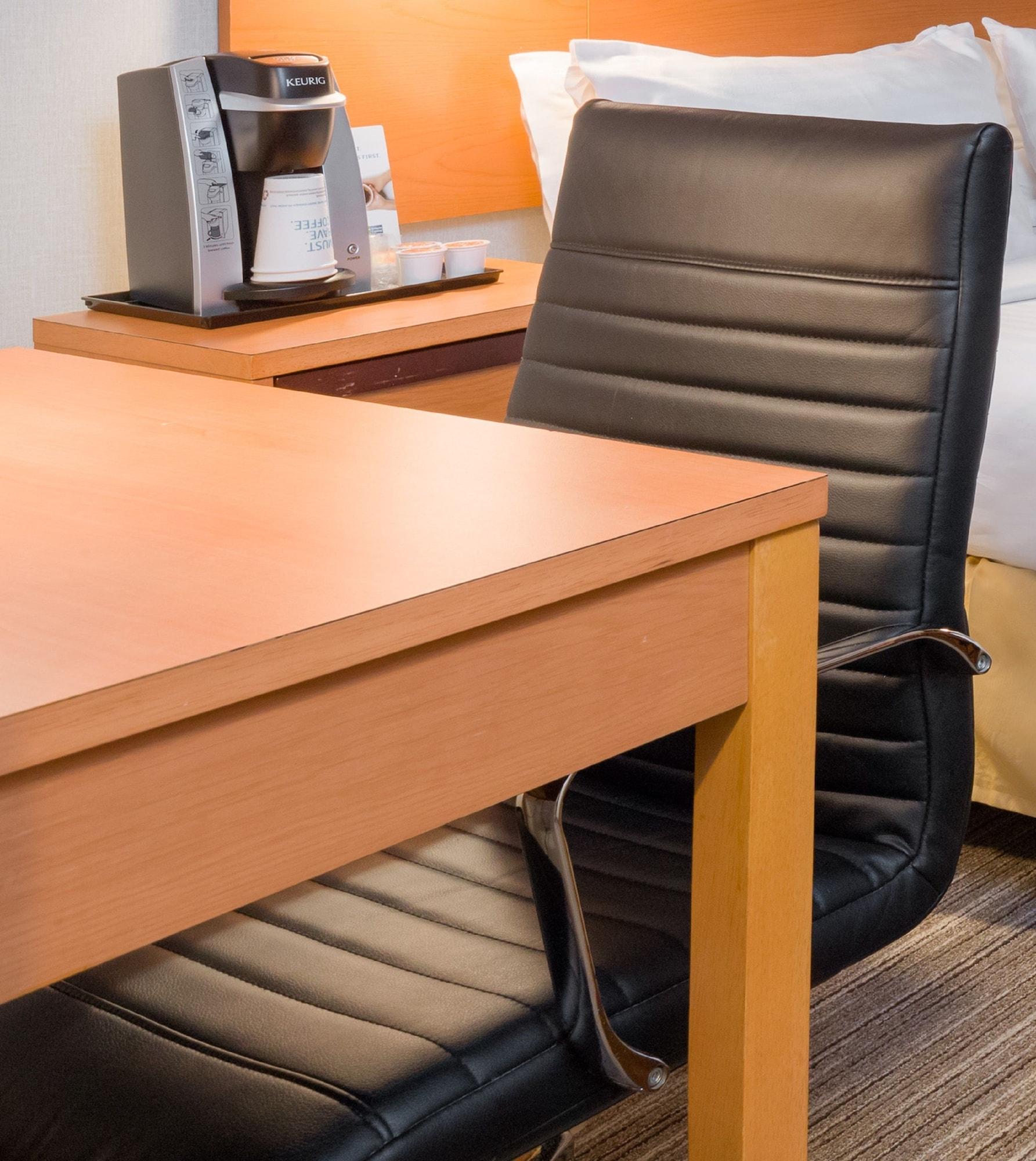 Holiday Inn Express - Times Square By Ihg Ню Йорк Екстериор снимка